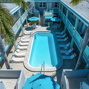 Camelot Beach Suites