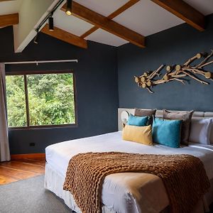 Grand King Suite